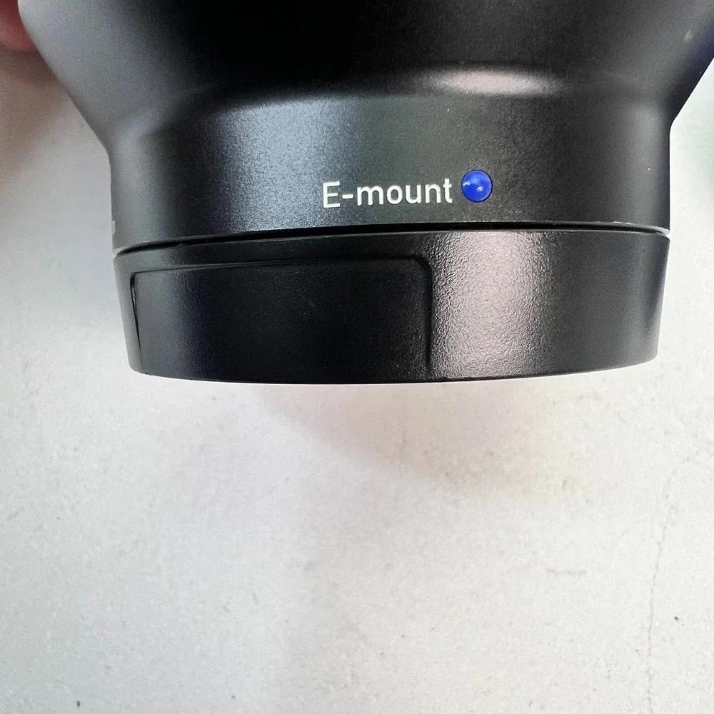 Zeiss Distagon 2.8/18 T* E mount Camera Lens 077mm‎